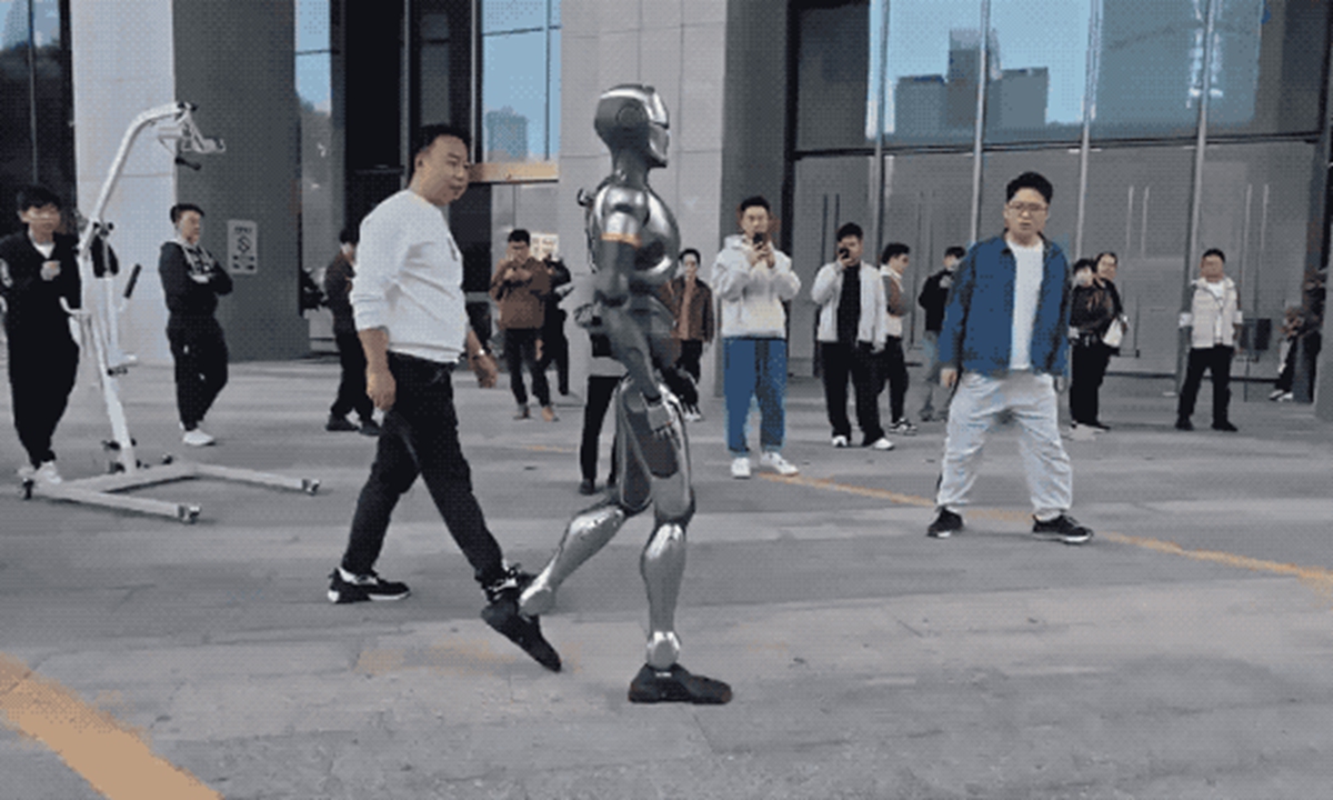 讓球迷充滿