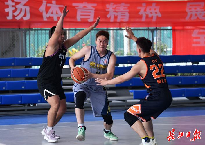 毛球选手还